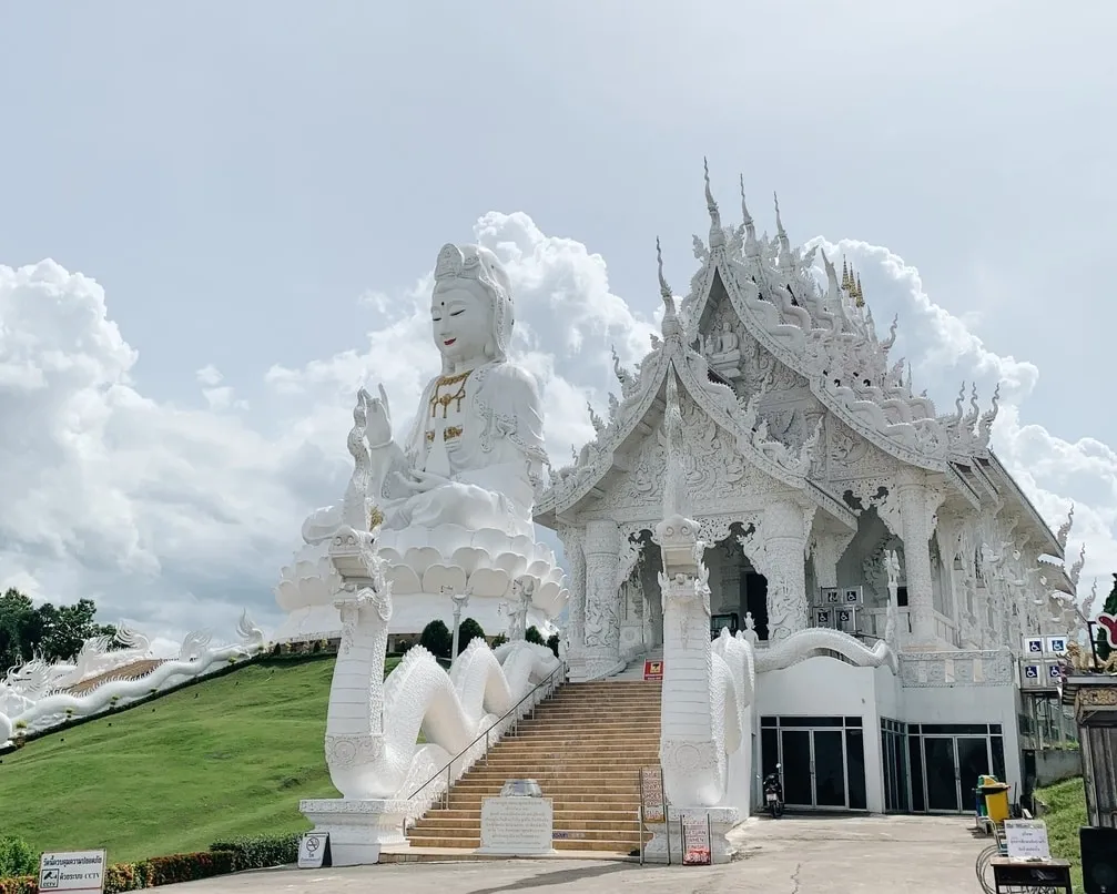 WaHuay Pla Kang Guanyin Statue Chiang Rai