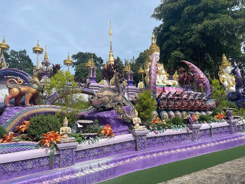 Wat Phra That Doi Wao & Skywalk (Mae Sai) in Chiang Rai